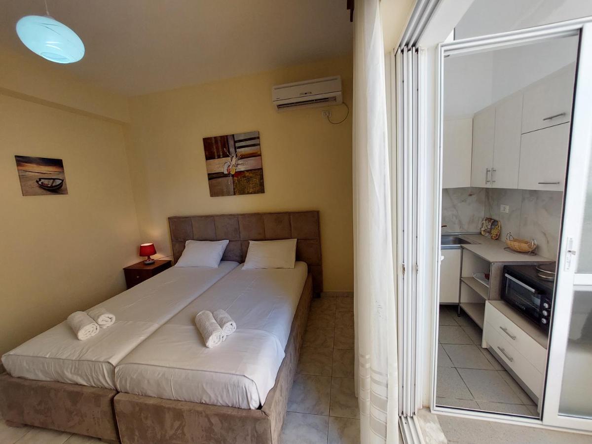 The Sun House Sarandë Exterior foto