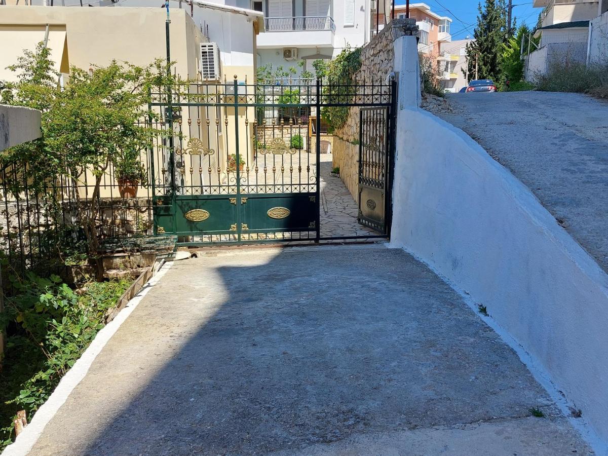 The Sun House Sarandë Exterior foto