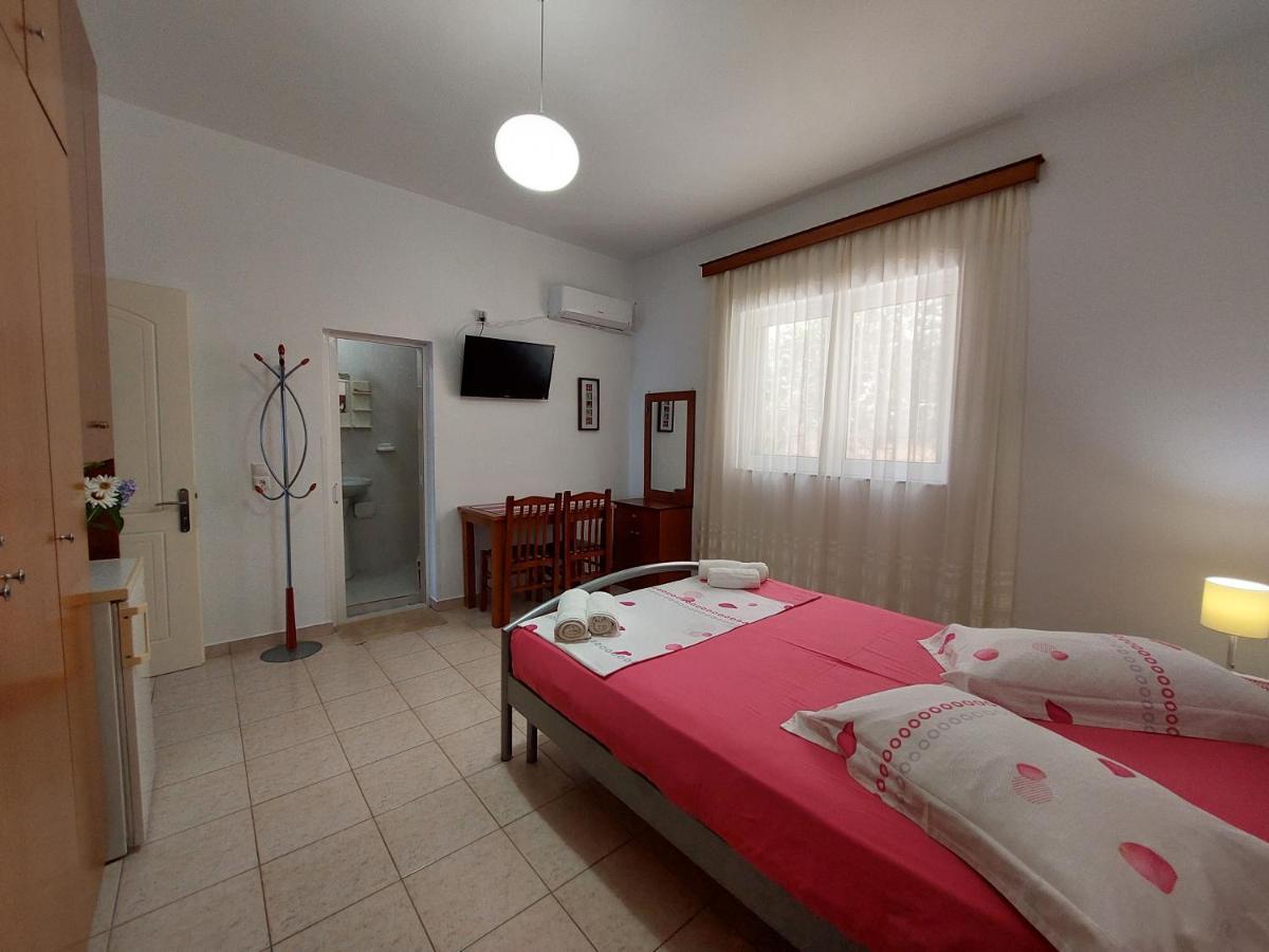 The Sun House Sarandë Exterior foto